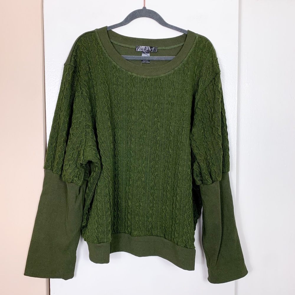 Ashley Stewart Green Crew Neck Cable Knit Sweater